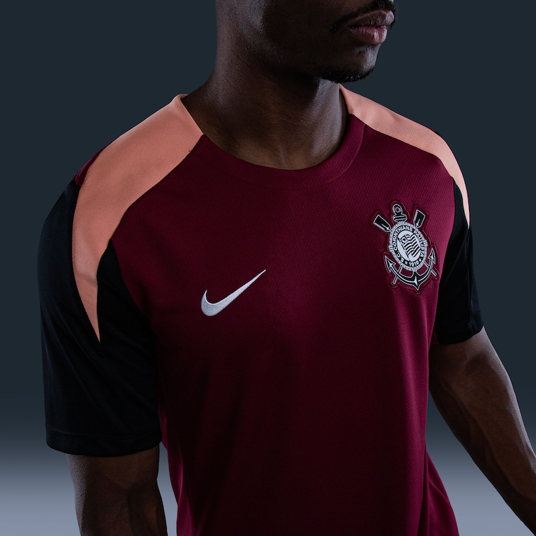 Camiseta Corinthians Nike Strike Treino Masculina - Foto 9