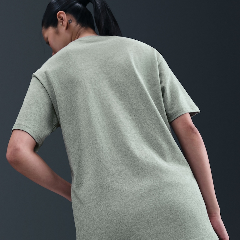 Camiseta Nike Sportswear Masculina - Foto 7