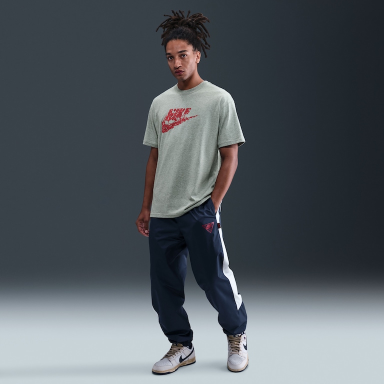 Camiseta Nike Sportswear Masculina - Foto 5