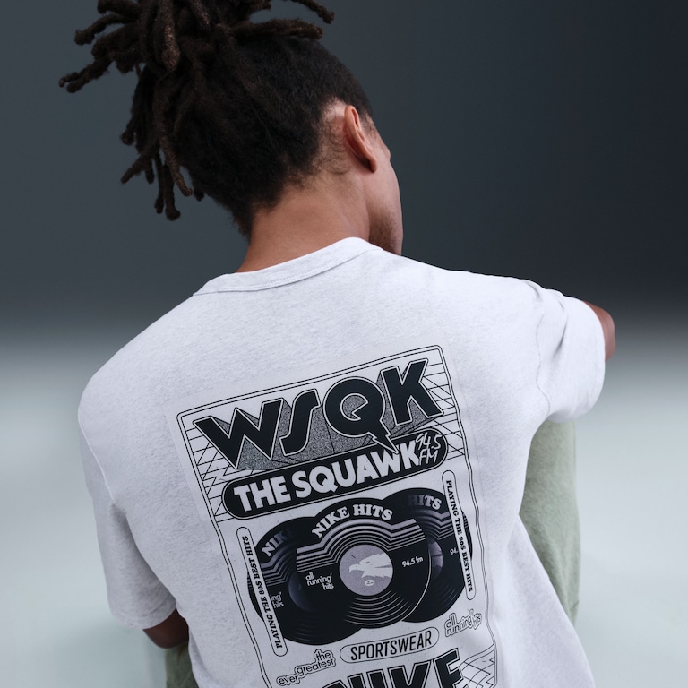 Camiseta Nike Sportswear ST5 Masculina - Foto 7