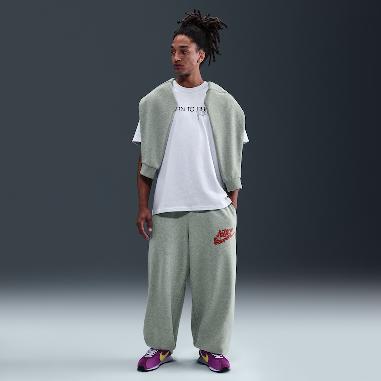 Camiseta Nike Sportswear ST5 Masculina - Foto 5