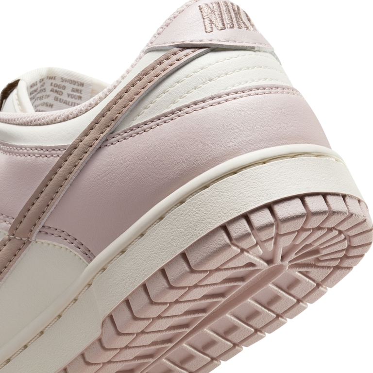 Tênis Nike Dunk Low Feminino - Foto 8