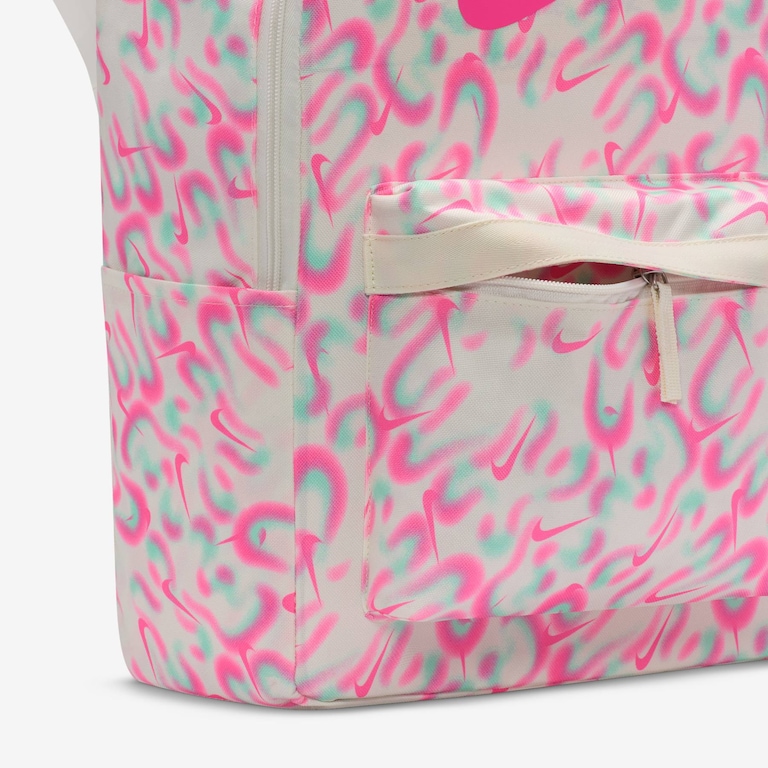 Mochila Nike Heritage Airbrush Unissex - Foto 5