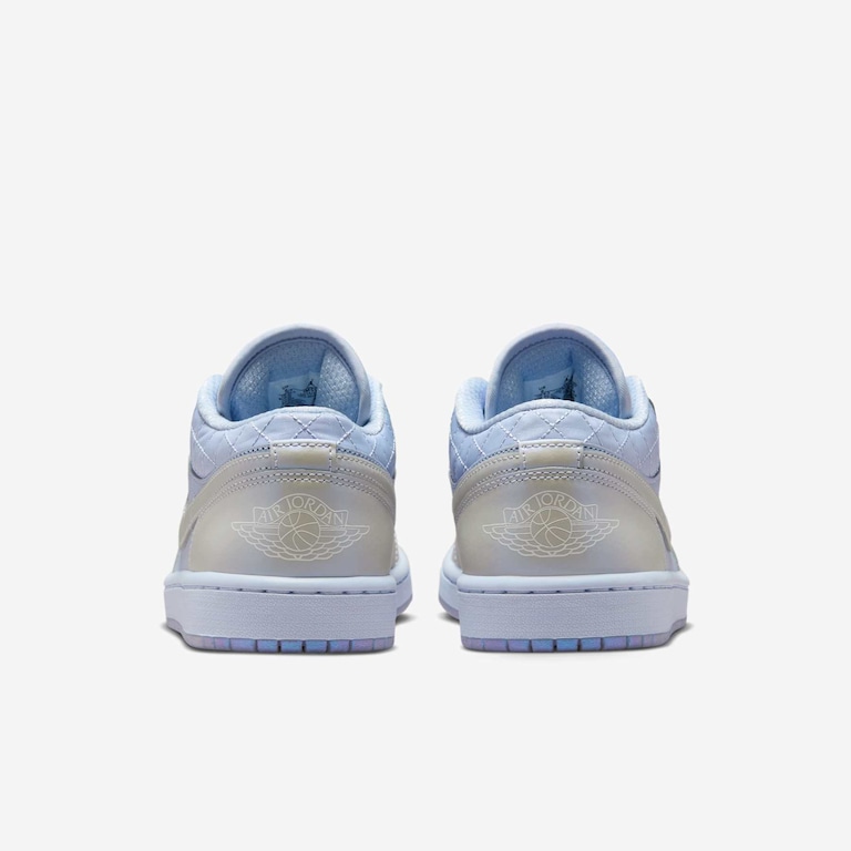 Tênis Air Jordan 1 Low SE Feminino - Foto 6