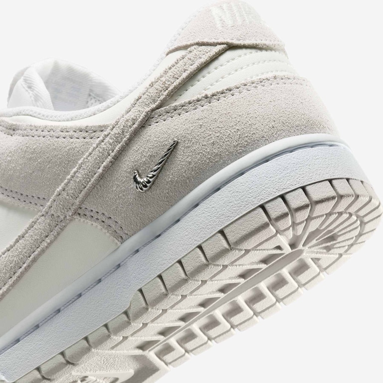 Tênis Nike Dunk Low SE Feminino - Foto 8