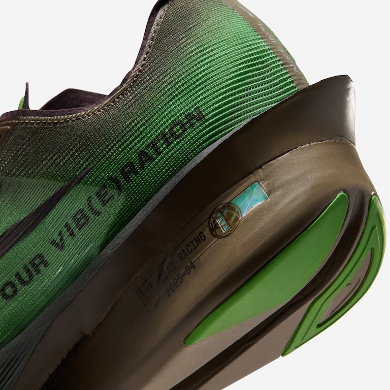 Tênis Nike ZoomX VaporFly 4 Premium Masculino - Foto 8