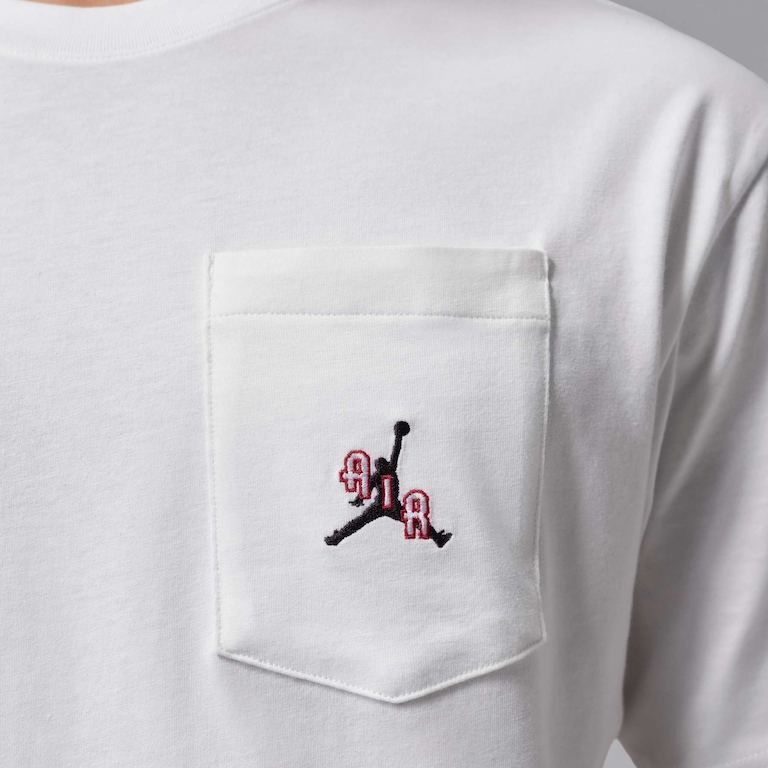 Camiseta Jordan Pocket Crew Masculina - Foto 4