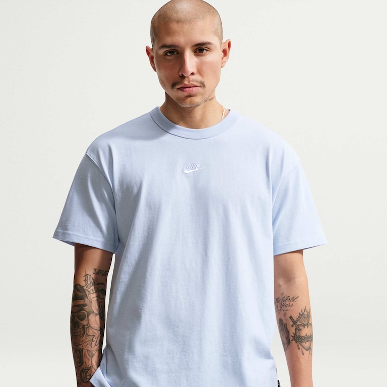 Camiseta Nike Sportswear Premium Essentials Masculina - Foto 1