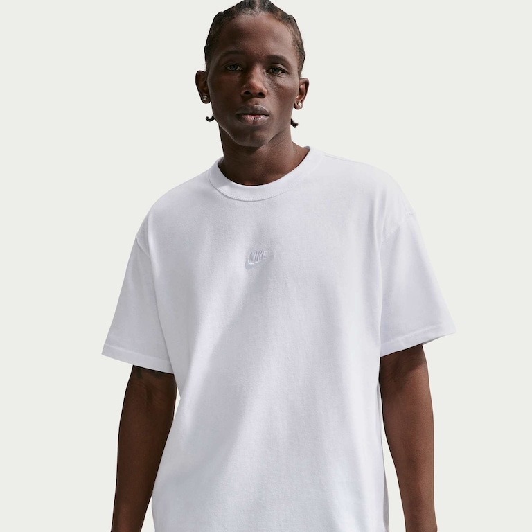 Camiseta Nike Sportswear Premium Essentials Masculina - Foto 1
