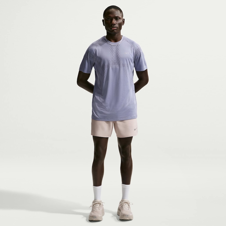 Camiseta Dri-Fit Nike Stride ADV Masculina - Foto 4