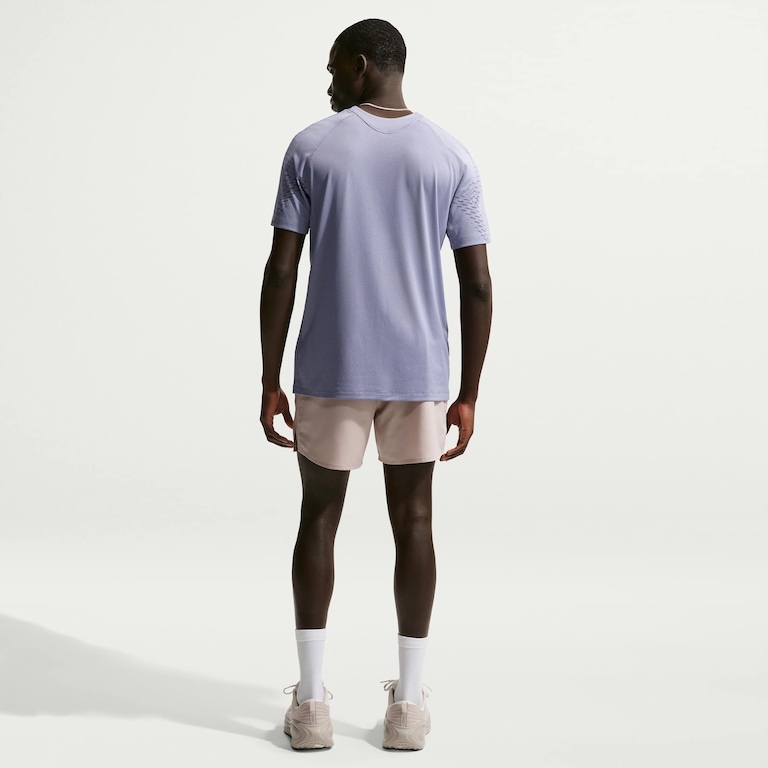 Camiseta Dri-Fit Nike Stride ADV Masculina - Foto 5