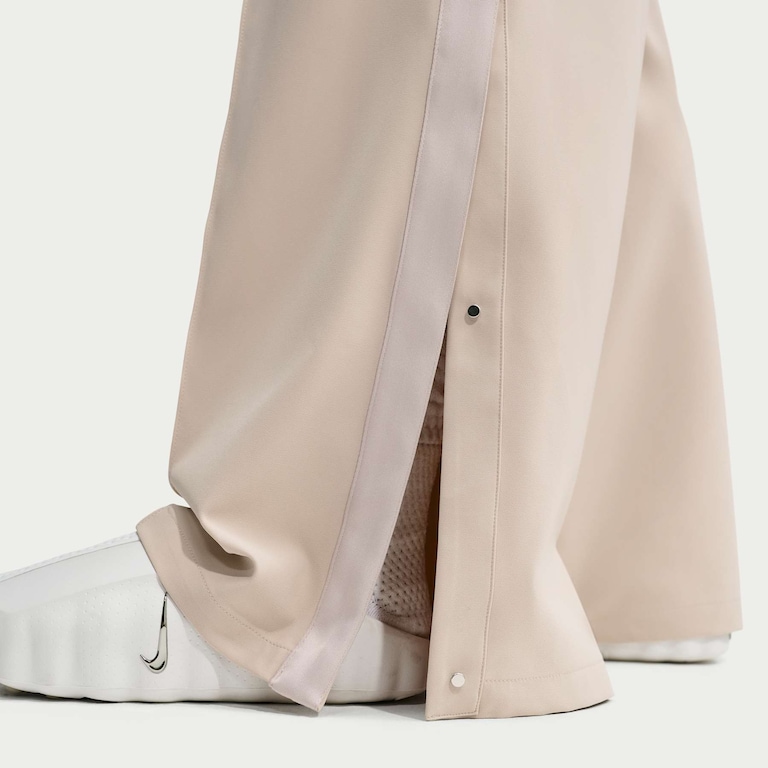 Calça Nike 24.7 Tearaway Woven Feminina - Foto 6