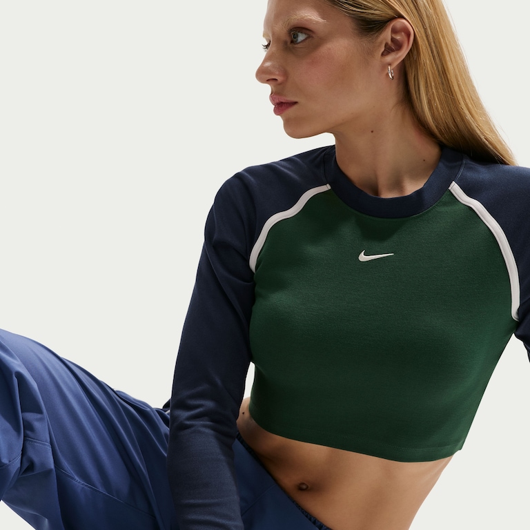 Camiseta Cropped Nike Sportswear Street Feminina - Foto 3