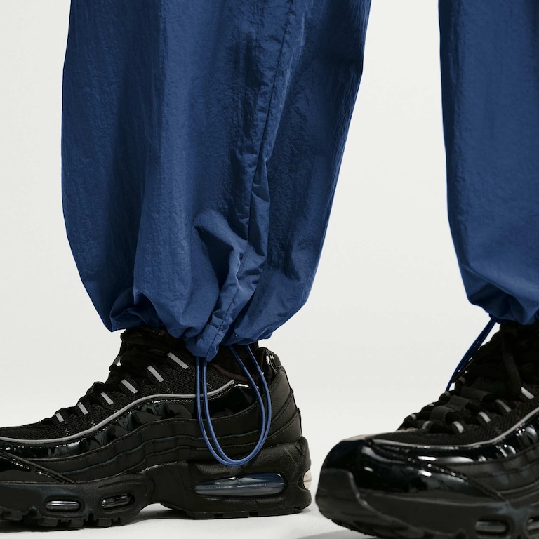 Calça Nike Sportswear Parachute Feminina - Foto 6