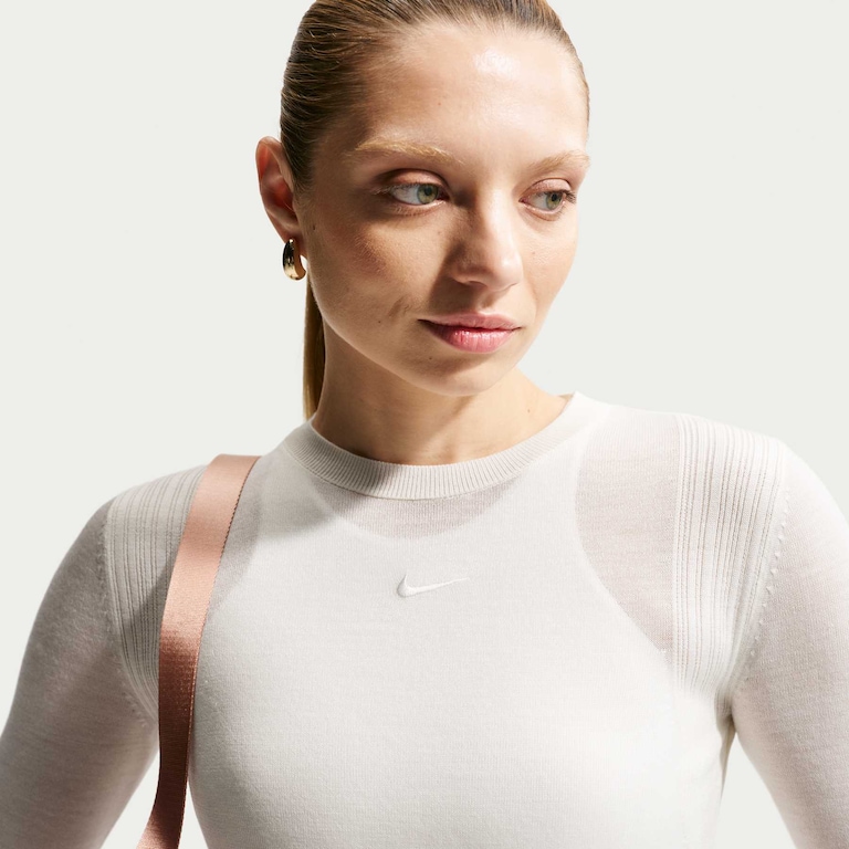Camiseta Nike Sportswear Manga Longa Feminina - Foto 5