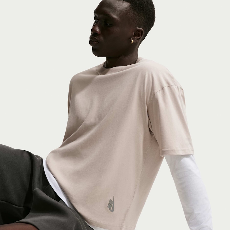 Camiseta Nike Sportswear Essentials Boxy Masculina - Foto 3