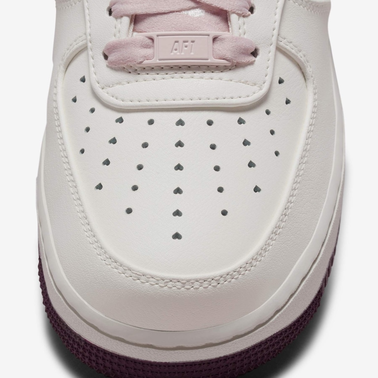 Tênis Nike Air Force 1 '07 Feminino - Foto 2