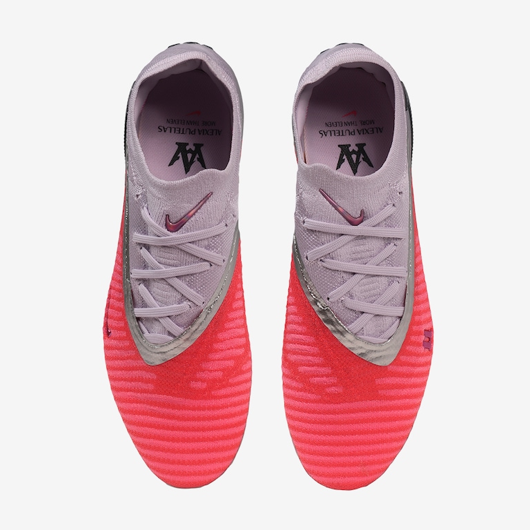 Chuteira Alexia Putellas Campo Nike Phantom 6 Elite Low - Foto 4