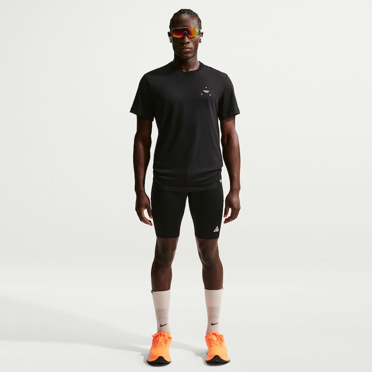 Camiseta Dri-FIT Nike ACG Trail Energy Masculina - Foto 4