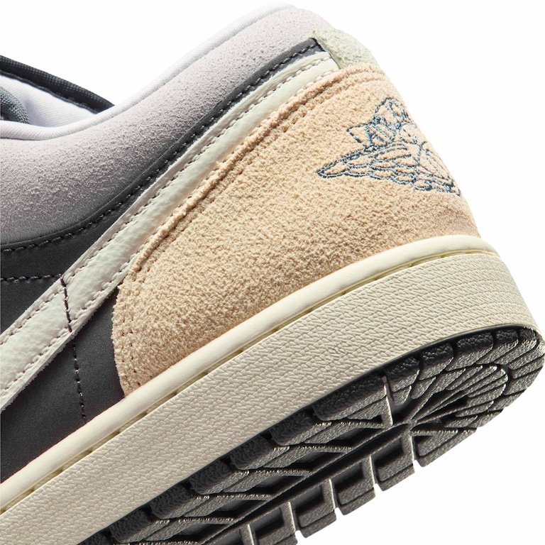Tênis Air Jordan 1 Low SE Masculino - Foto 8