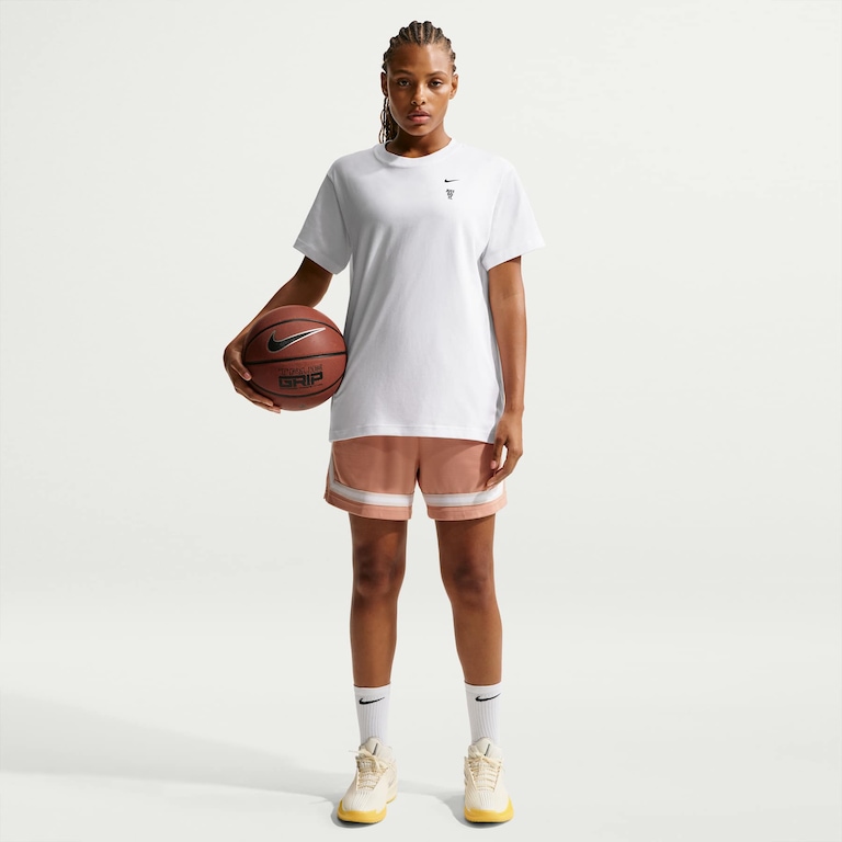 Camiseta Nike Basketball Photo Feminina - Foto 4