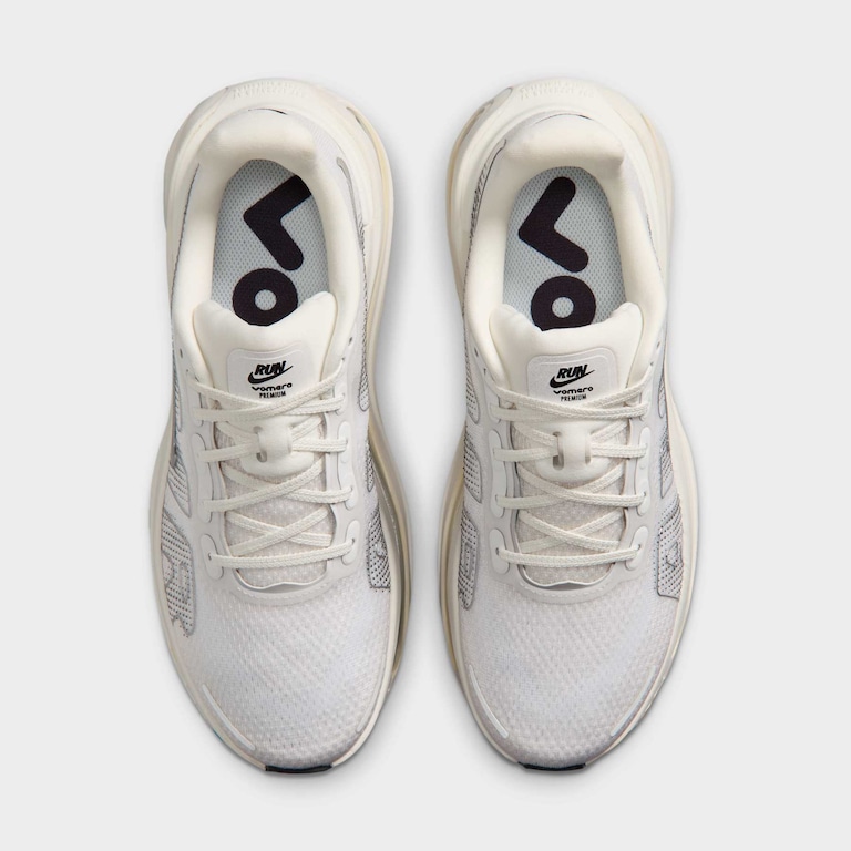 Tênis Nike Vomero Premium Feminino - Foto 4
