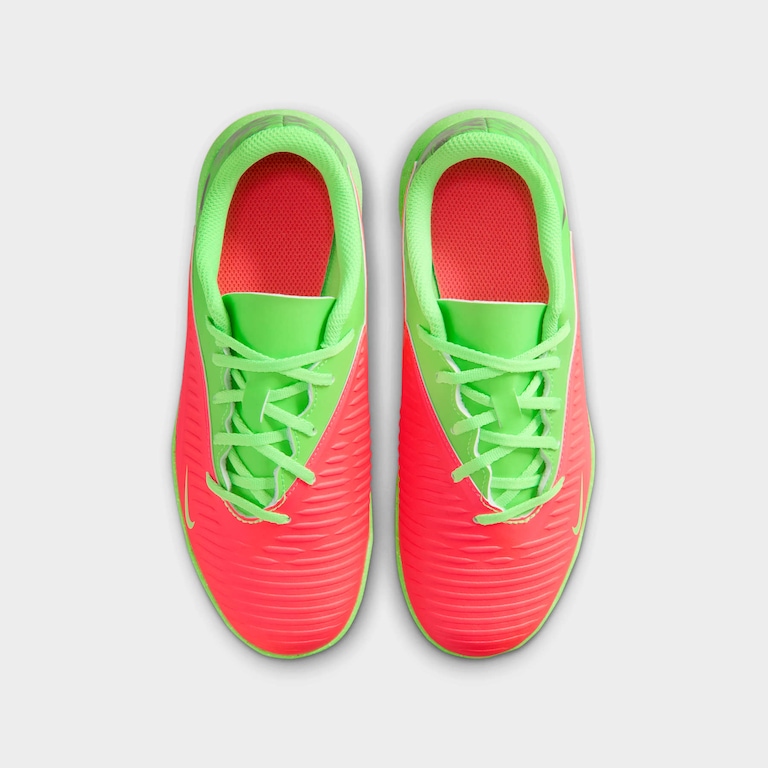 Chuteira Society Nike Phantom 6 Club Low Infantil - Foto 4