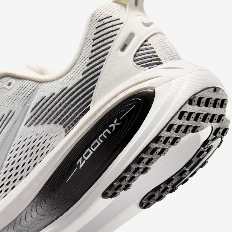 Tênis Nike Vomero 18 Masculino - Foto 8