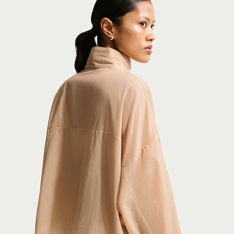 Jaqueta Nike Sportswear Ripstop Feminina - Foto 2