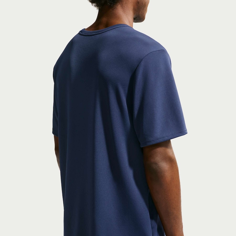 Camiseta Dri-FIT Nike UV Miler Masculina - Foto 2