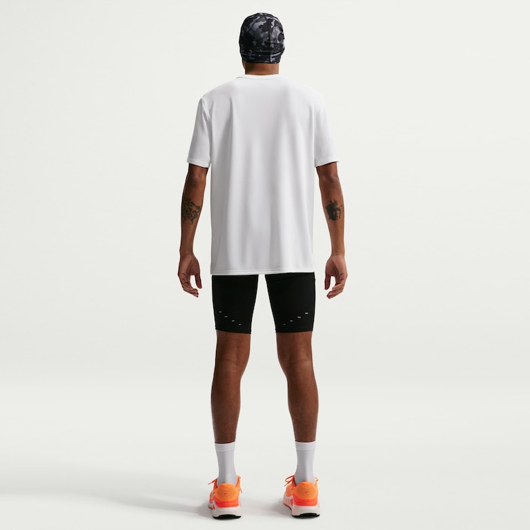 Camiseta Dri-FIT Nike UV Miler Masculina - Foto 5