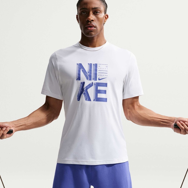 Camiseta Dri-FIT Nike Hyverse Masculina - Foto 3