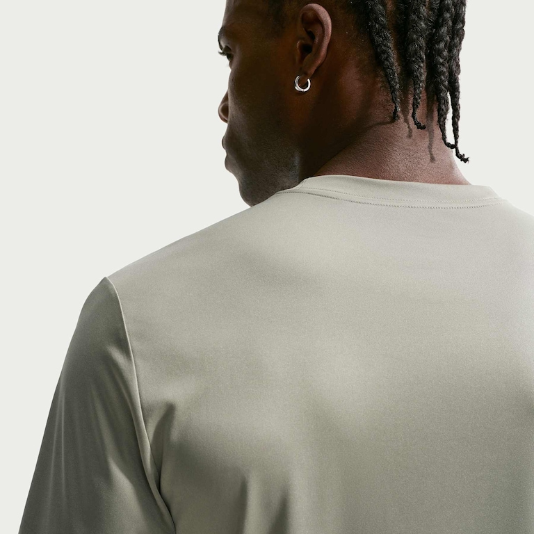 Camiseta Dri-FIT Nike Flex Masculina - Foto 2