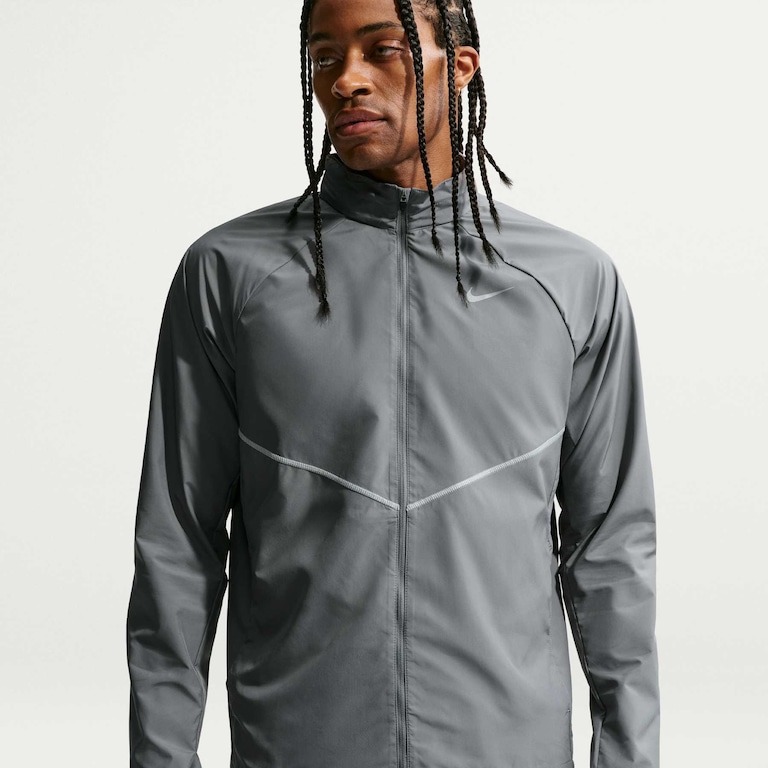 Jaqueta Nike UV Repel Miler Masculina - Foto 1