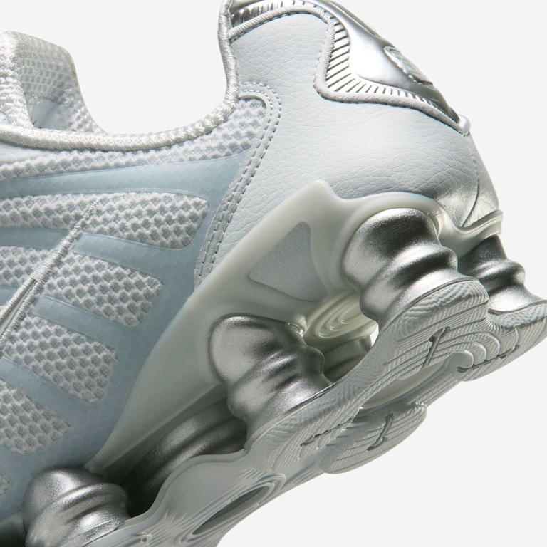 Tênis Nike Shox TL Feminino - Foto 8