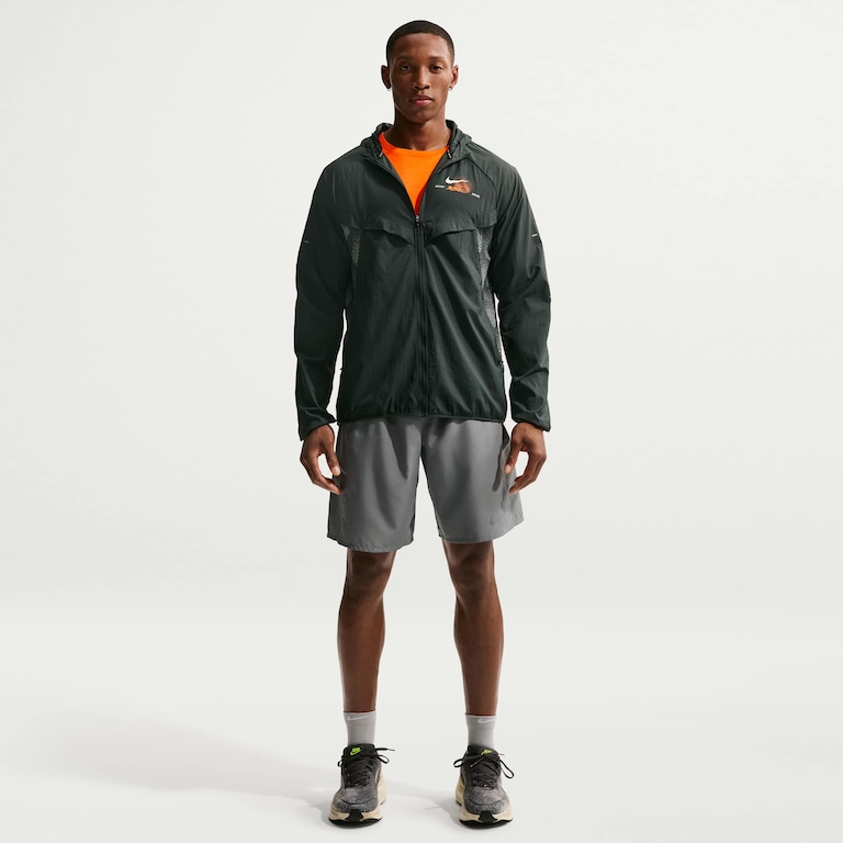 Jaqueta Nike UV Repel Stride Masculina - Foto 4