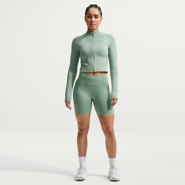 Jaqueta Dri-FIT Nike Pro Slim Feminina - Foto 4