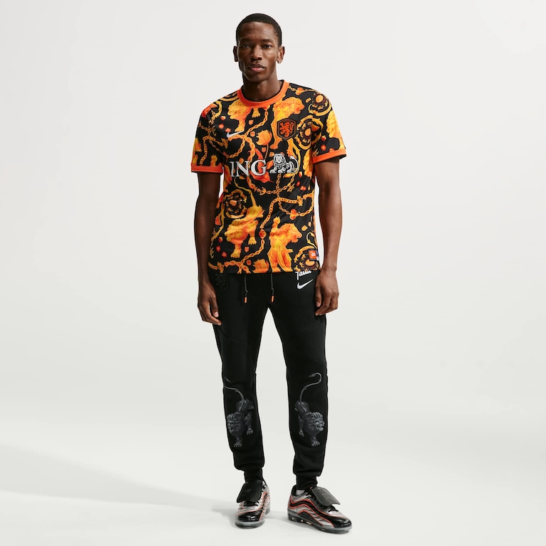 Camiseta Holanda Nike x Patta Dri-FIT Academy Pro Pré-Jogo Masculina - Foto 2