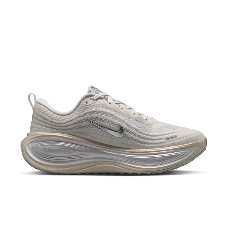 Tênis Nike Vomero Plus SE Feminino - Foto 8