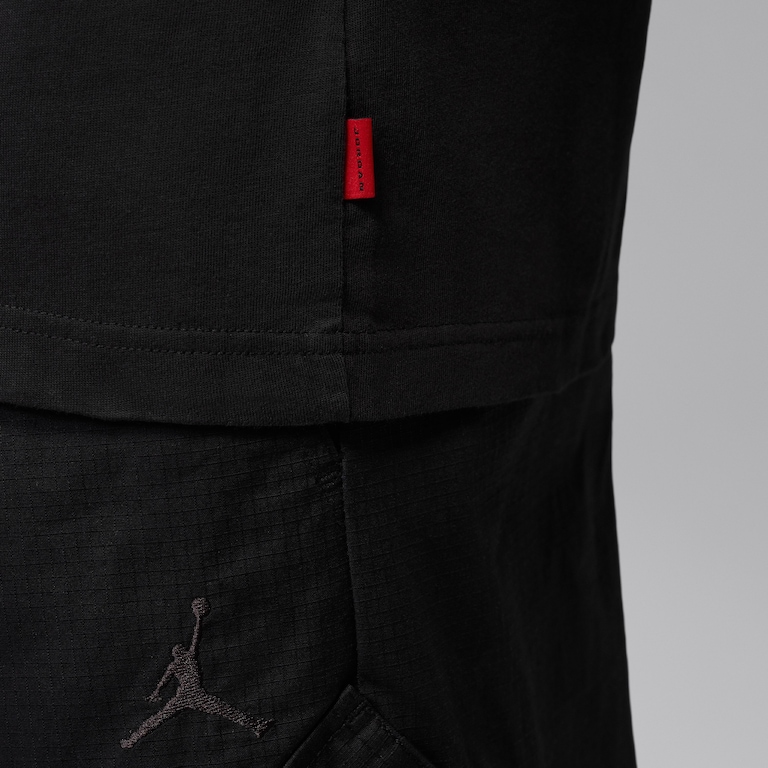 Camiseta Jordan Brooklyn Essentials Swoosh 85 Masculina - Foto 5
