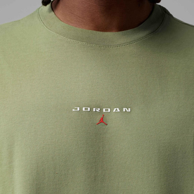 Camiseta Jordan Flight Essentials 96 Oversized Pocket Masculina - Foto 4