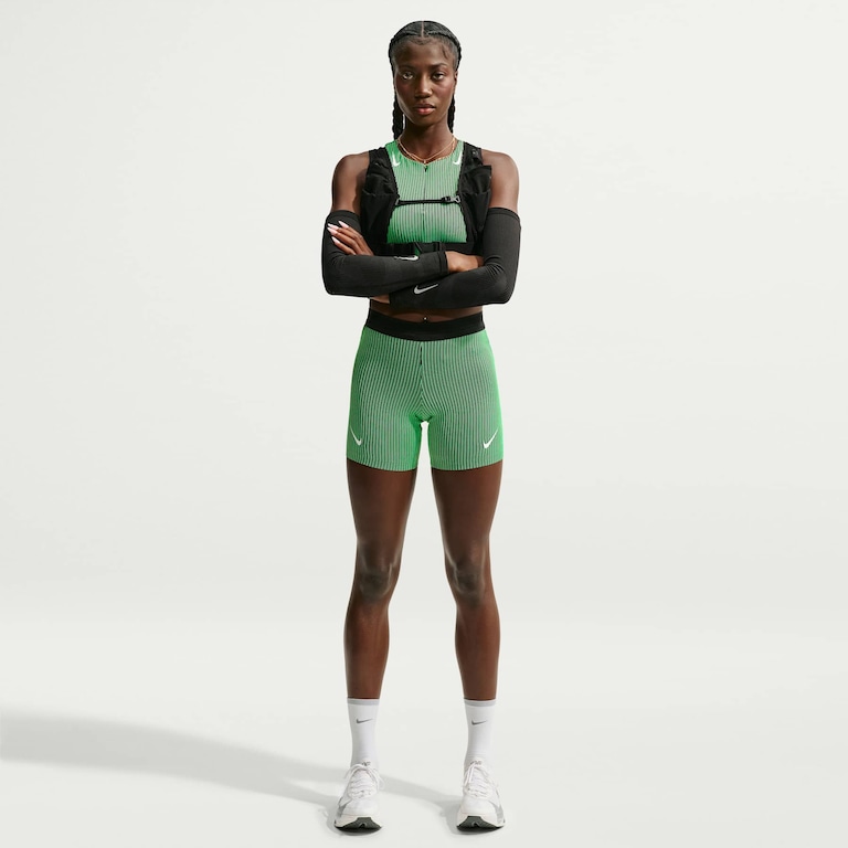 Shorts Dri-FIT Nike Aeroswift ADV Feminino - Foto 1