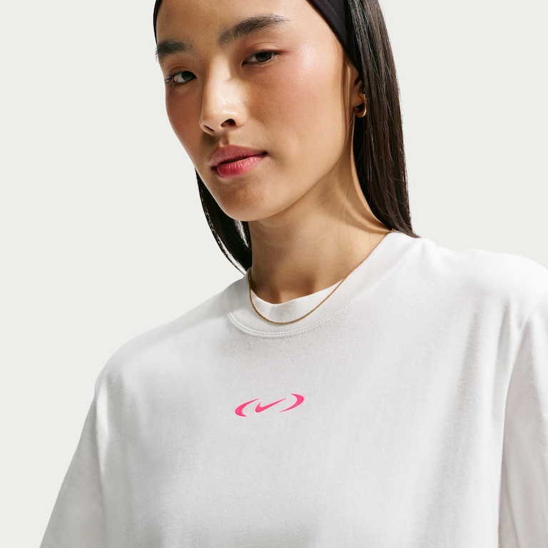 Camiseta Nike Sportswear Classic Boxy Advanced Speed Feminina - Foto 3