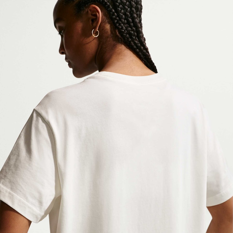 Camiseta Nike Sportswear Classic Oversized Feminina - Foto 2