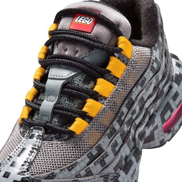 Tênis Nike Air Max 95 x LEGO® Collection Infantil - Foto 6