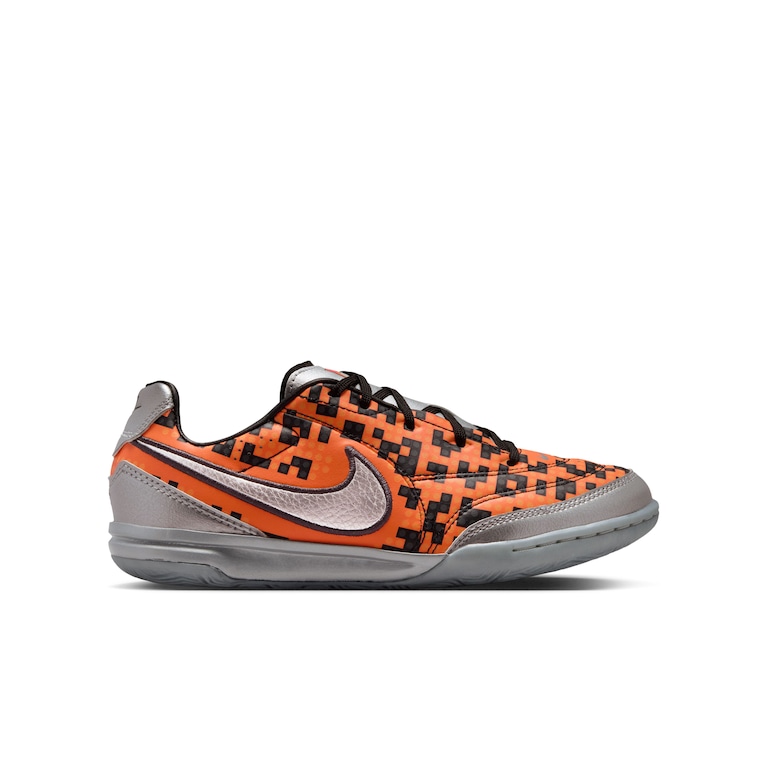 Chuteira Futsal Nike Tiempo Street Gato Nike x LEGO® Collection Infantil - Foto 8