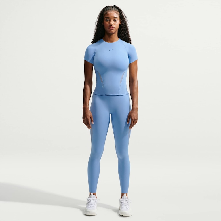 Camiseta Dri-FIT Nike Universa Mesh Feminina - Foto 4
