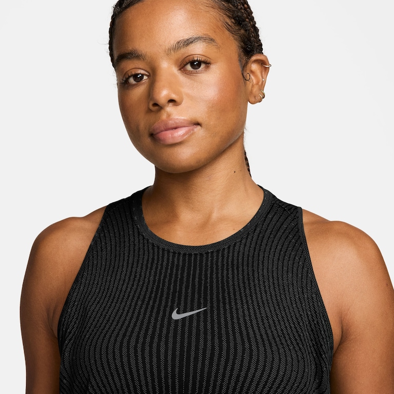 Regata Nike Aero-FIT Swift Feminina - Foto 2