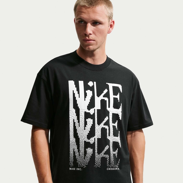 Camiseta Nike Sportswear Loose Unissex - Foto 1
