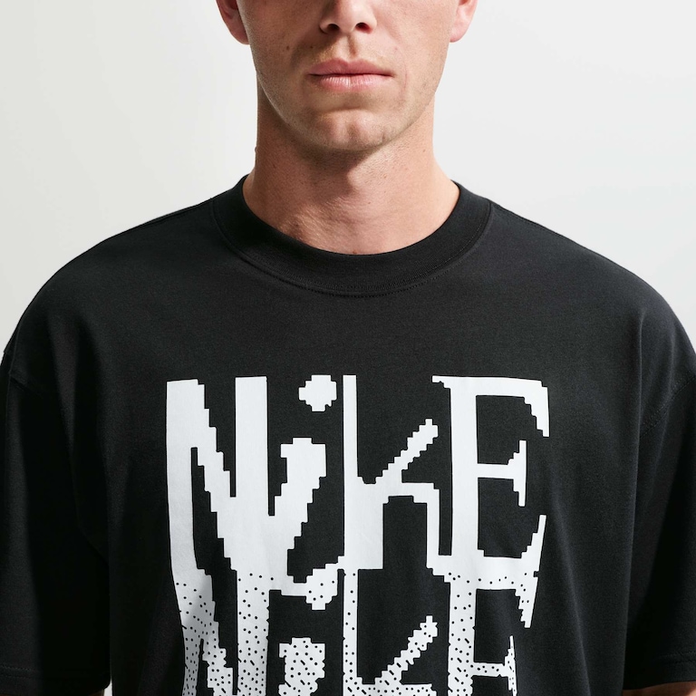 Camiseta Nike Sportswear Loose Unissex - Foto 3